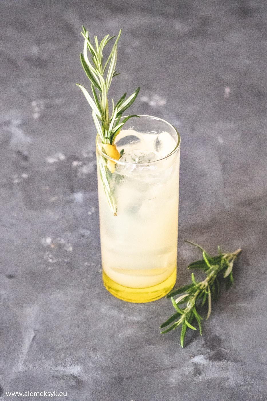 shrub mirabelka drink cocktail