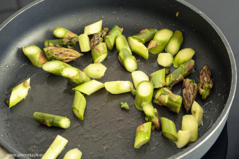 jajecznica ze szparagami 2