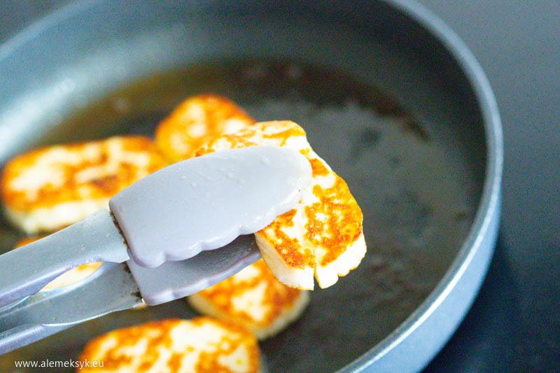 salatka z halloumi 14