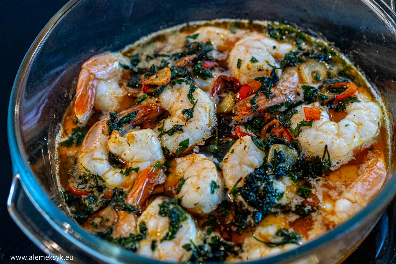krewetki w oliwie chili tapas 11