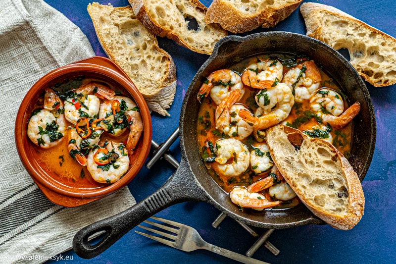 krewetki w oliwie chili tapas 16