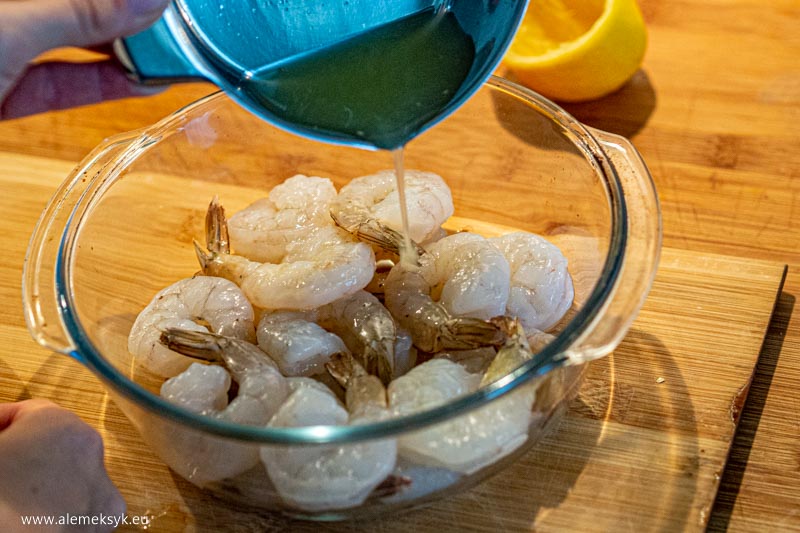 krewetki w oliwie chili tapas 2