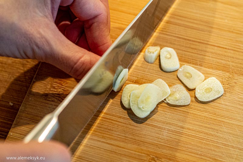 krewetki w oliwie chili tapas 3