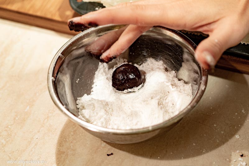 ciastka kakaowe popekane 13