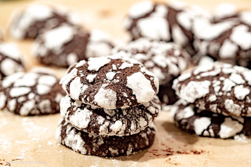 ciastka kakaowe popekane 16