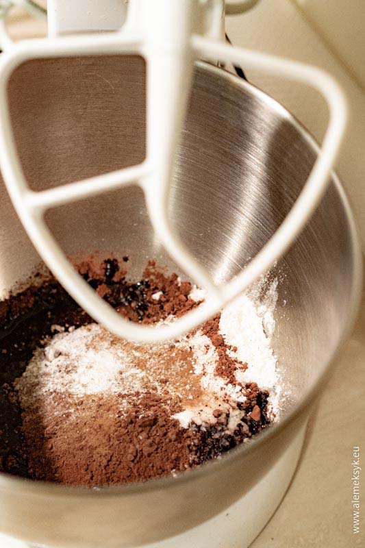 ciastka kakaowe popekane 7