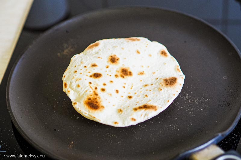 jak odgrzewac tortille 3
