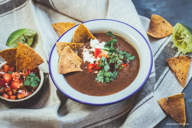 3 zupa meksykanska z czarnej fasoli