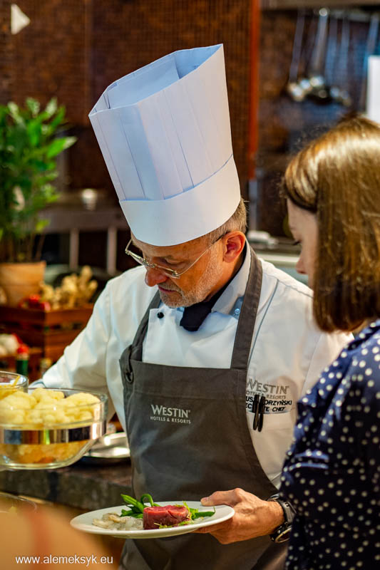 westin warszawa sunday champagne brunch 9