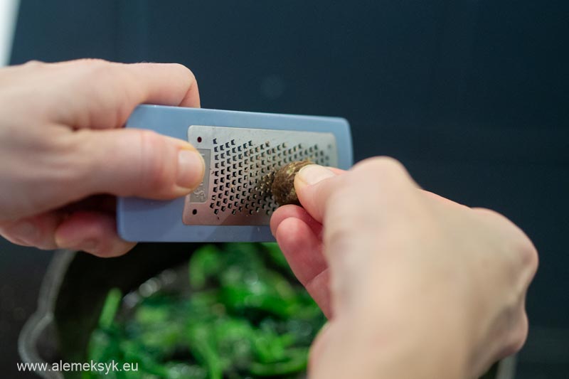 frittata z lososiem szpinakiem 9