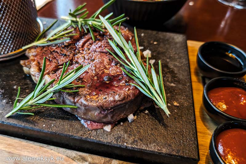 some place else poznan sheraton 7