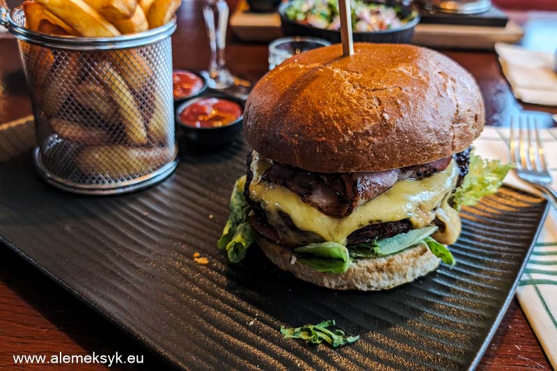 some place else poznan sheraton 9