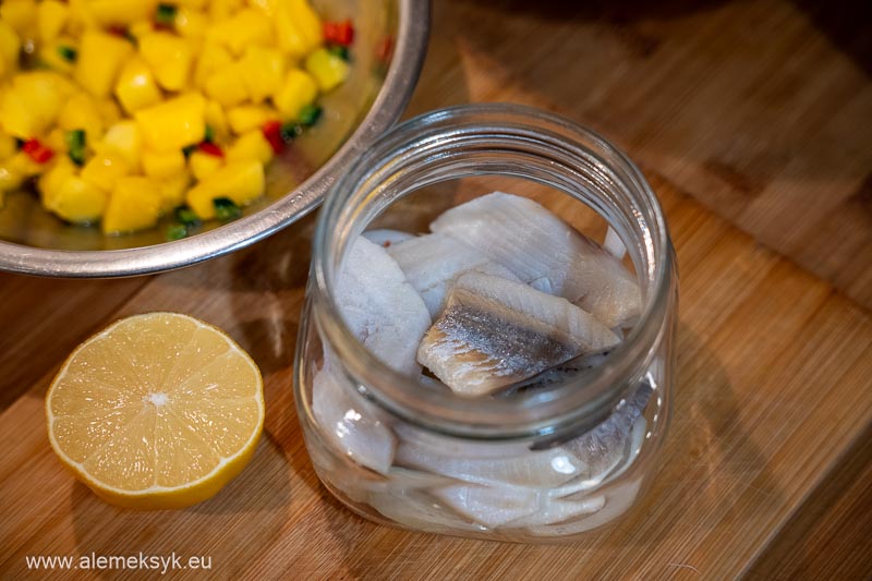 sledzie z mango chilli 18