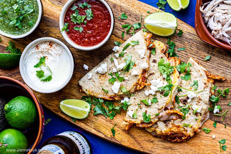 quesadilla tinga de pollo 22