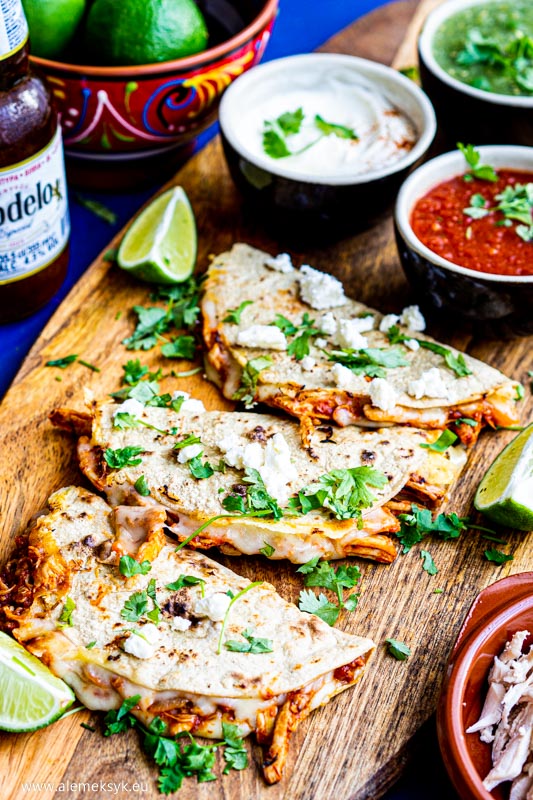 quesadilla tinga de pollo 23